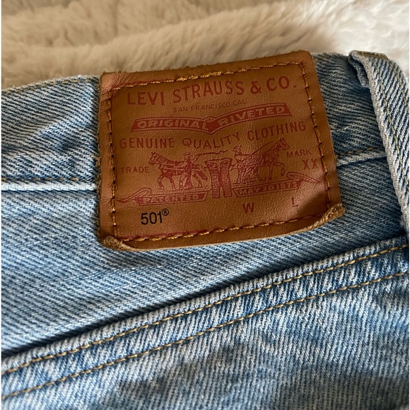 Levi’s Premium 501 Original Fit Women’s Jeans - Picture 2 of 6